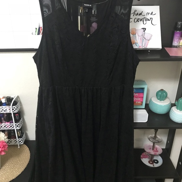 torrid Dresses & Skirts - Black lace party dress